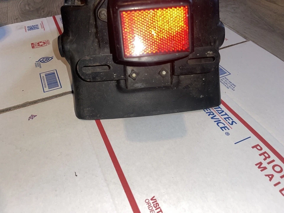 Soporte de montaje de matrícula 1990 Yamaha FZR600R FZR 600 FZR600 90 Foto 4 de 4