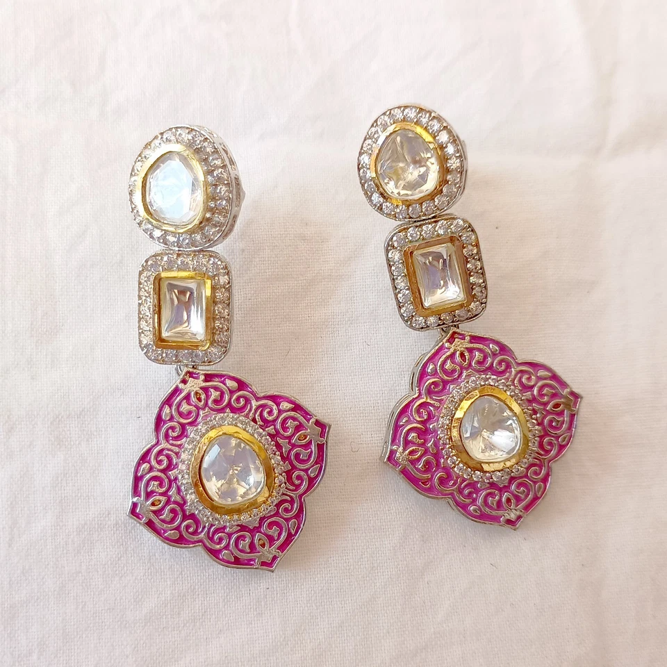Pendientes Kundan Polki indios, chapados en oro con esmalte rosa, diseñador artesanal Foto 3 de 4