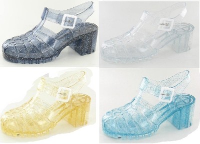 jelly shoes 90s fashion