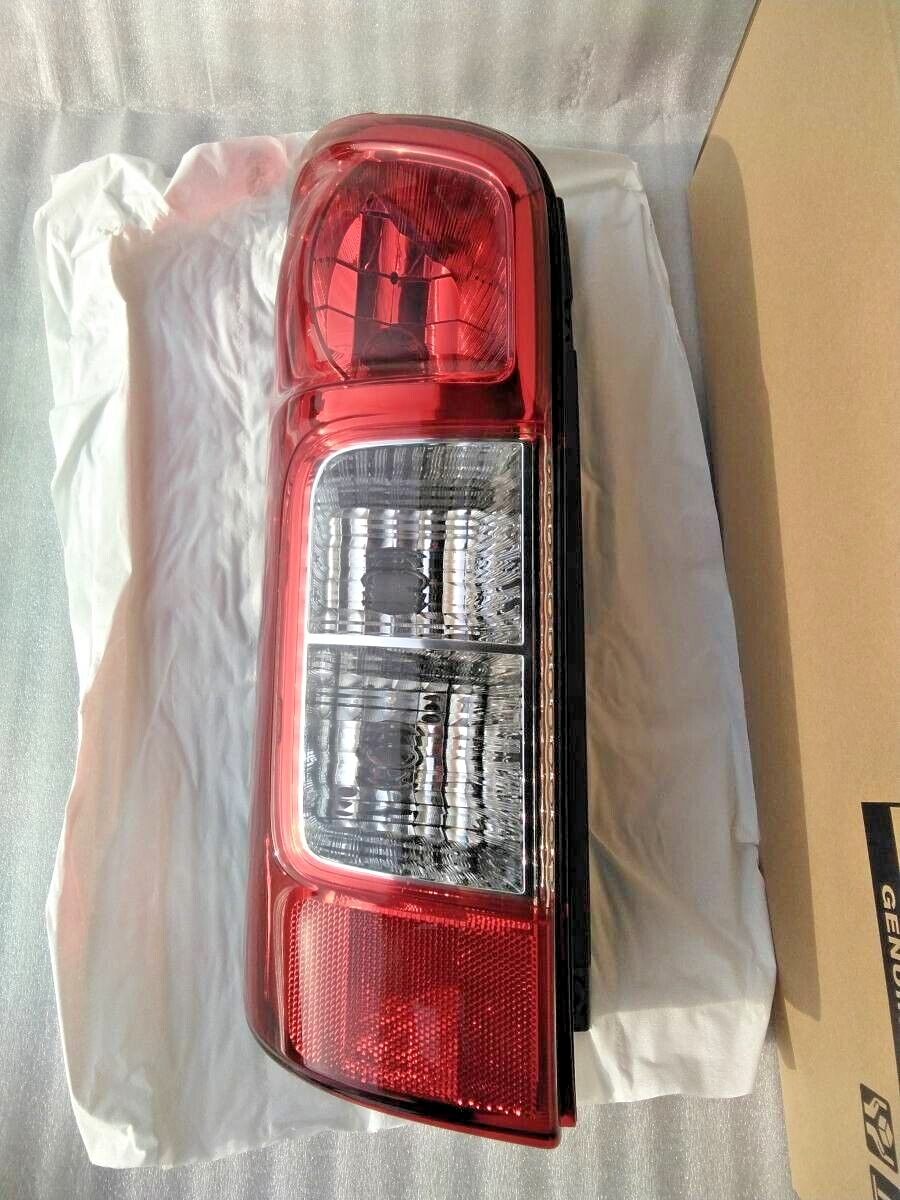 OEM Nissan NV350 E26 Caravan Rear Left Taillight Lamp ICHIKOH D208
