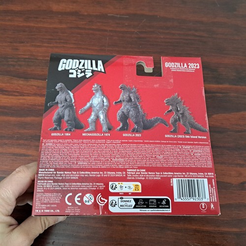 2024 Bandai Namco Godzilla Minus One 2023 Godzilla 3.5” Soft Vinyl Action Figure - Picture 2 of 4