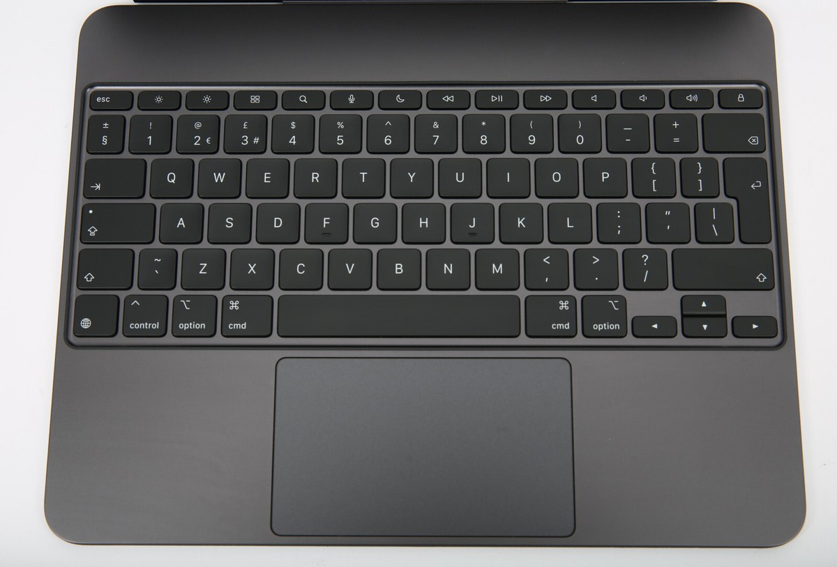 Apple Magic Keyboard A2974 for iPad Pro 13