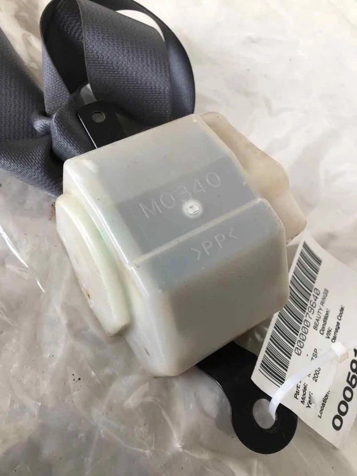 2003 2004 MITSUBISHI MONTERO SPORT Front Seat Belt Safety Belt Retractor Right - Image 4 of 4