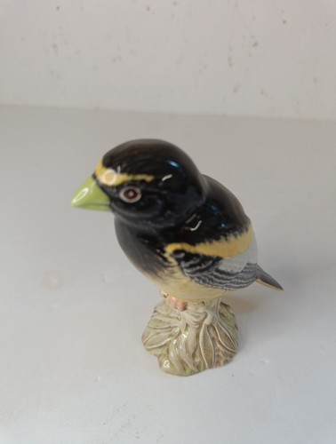Beswick 2190 Evening Grosbeak 11.cm Height Gloss Albert Hallam