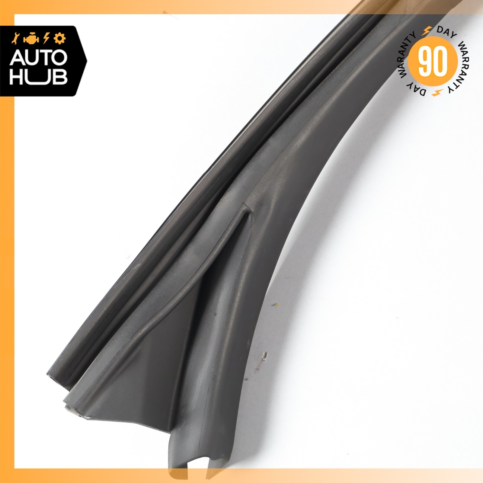 08-19 Maserati GranTurismo M145 Coupe Left Side Door Upper Seal Rubber OEM