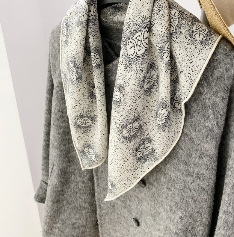 70% Cashmere 30% Silk Double-Sided Print Wrap Scarf Shawl 68x68cm