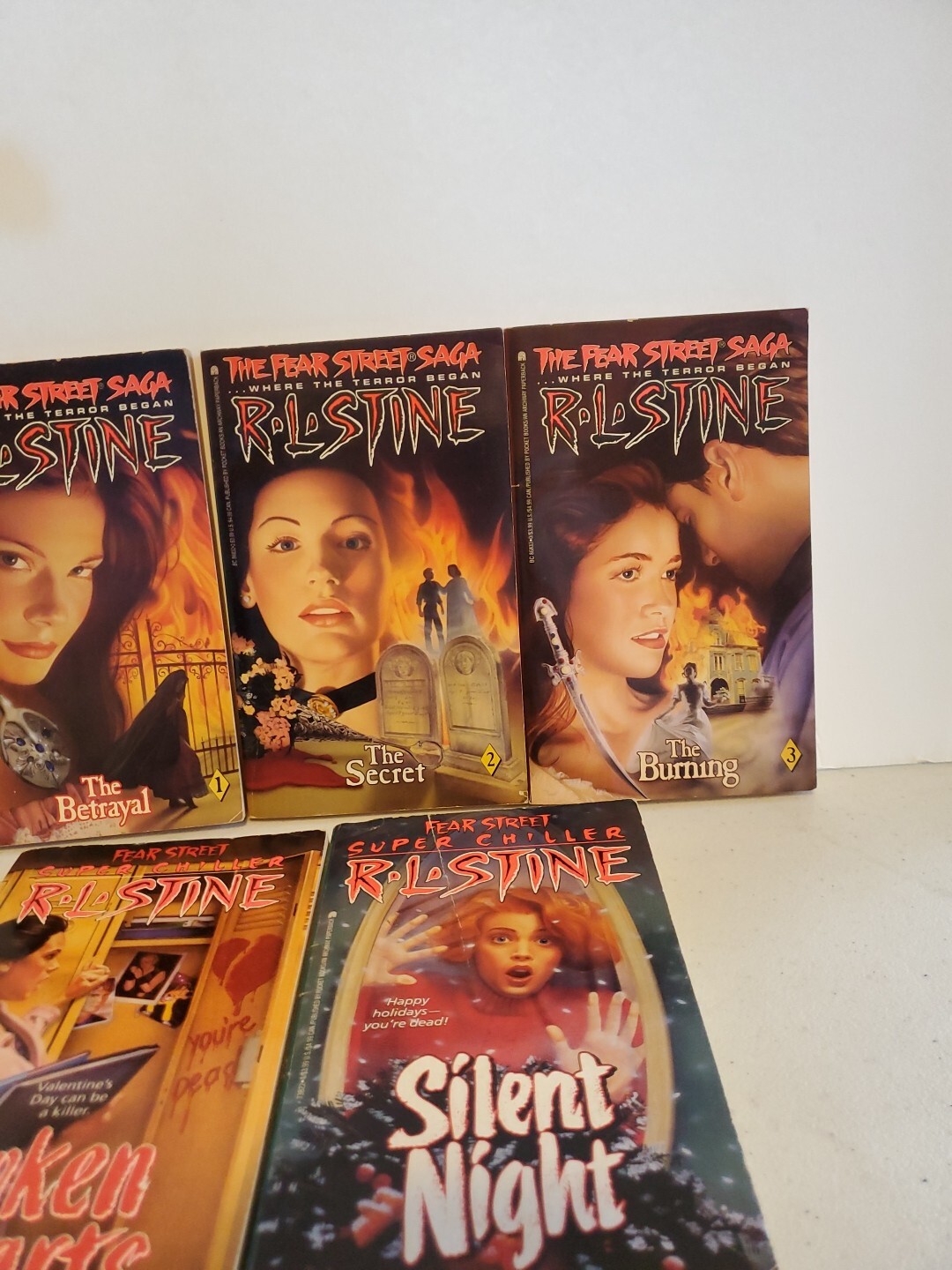 Lot Of 5 R.L. Stine Fear Street Saga Super Chiller Books Betrayal