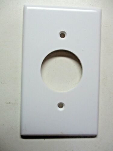 Leviton Smooth White Bakelite Single Mono Outlet Wall Cover Plate 1 MCM Vintage