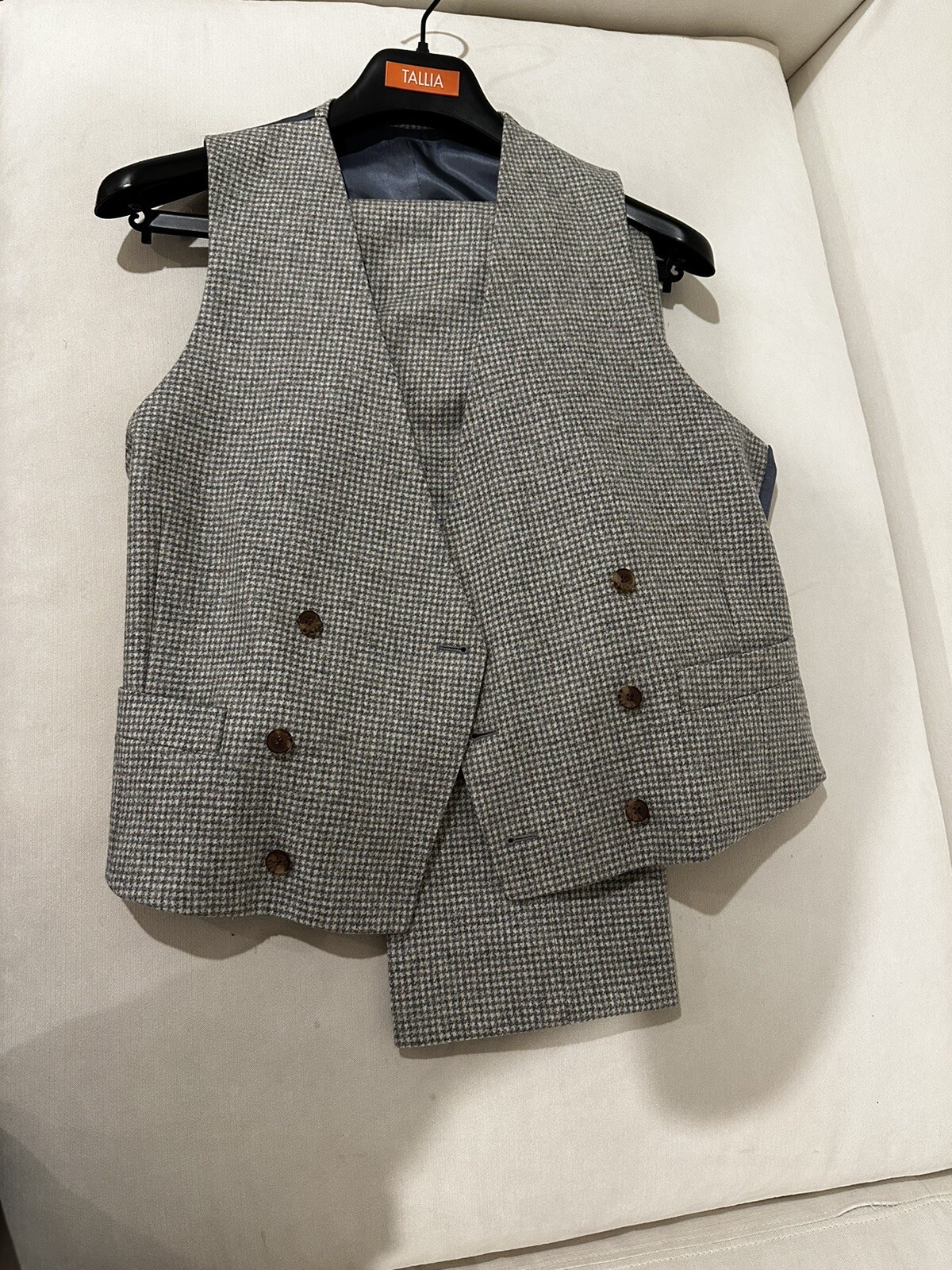 Suitsupply Grey Houndstooth 3pcs Suit Size 36 eBay
