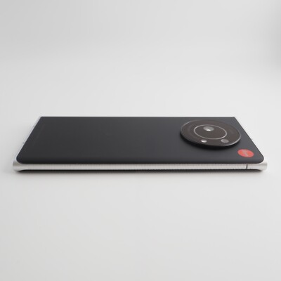 Leica Leitz Phone 1 LP-01 Sharp 1-inch img sensor Unlocked Black