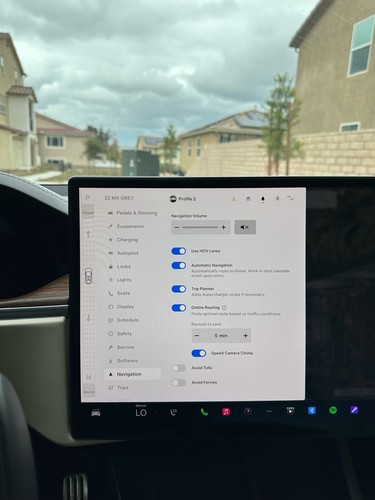 2022 Tesla Model X Dual Motor Long Range - Picture 18 of 19