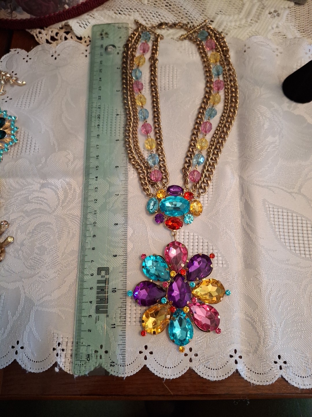 Large Multistrand Multicolor Crystal Statement Ne… - image 7