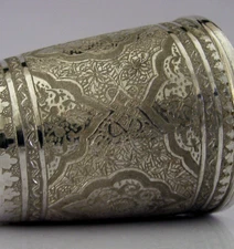 86g PERSIAN SOLID SILVER BEAKER CUP c1940 MIDDLE EASTERN ANTIQUE BARWARE