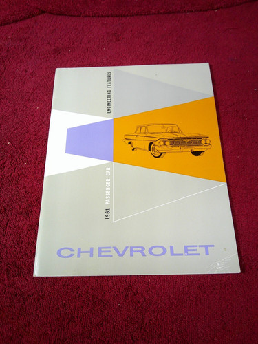 ORIGINAL 1961 CHEVROLET ENGINEERING FEATURES BOOK