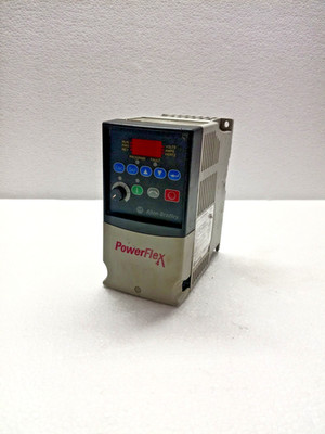 Allen Bradley PowerFlex 4 3-Phasen-In 1,5 kW Inverter Drive - 22A-D4P0N104 [G...