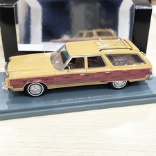 NEO 1/43 Chrysler Town Country beige wood wagon 1976 NEO44795 resin model