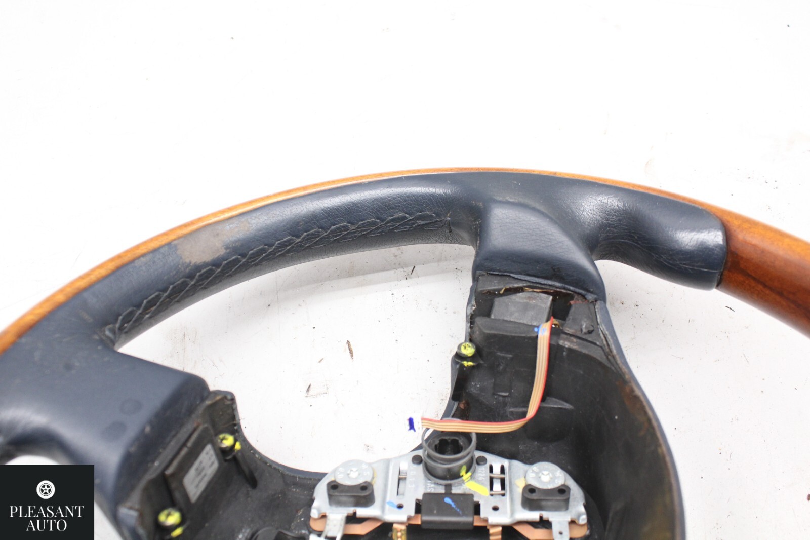 2004 2005 2006 2007 2008 2009 Maserati Quattroporte M139 Steering Wheel Blue