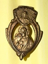 Vintage Catholic First Communion Gold Tone Religious Medal Pin