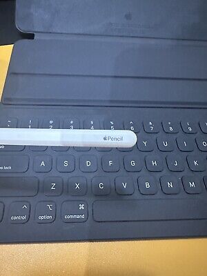 BUNDLE‼️Apple Pencil + Apple iPad Magic Keyboard iPad Pro BUNDLE‼️Apple Pencil + Apple iPad Magic Keyboard iPad Pro
