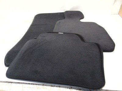 Neu Original BMW 3er F30 F31 M3 F80 4er Set Velours Fußmatten RHD