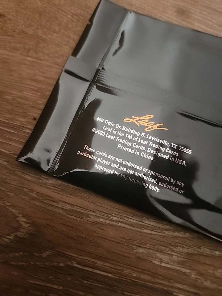 2024 LEAF METAL NFL FOOTBALL HOBBY SOLO EDITION PACK 1 AUTO JAYDEN DANIELS NIX - Image 4 of 4