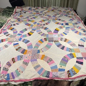 Vintage Handmade Double Wedding Ring Patchwork Sheet 82x66 Approximately