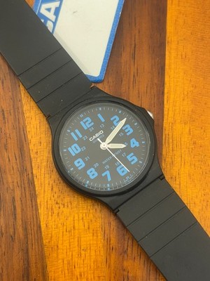 Casio Watch Men Classic MQ-71 1330 Resin Case Blue Dial  34mm New Battery