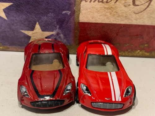 HOT WHEELS ASTON MARTIN ONE-77 X2. RED W/WHITE STRIPE & RED W/BLACK STRIPE LOOSE - Picture 3 of 7