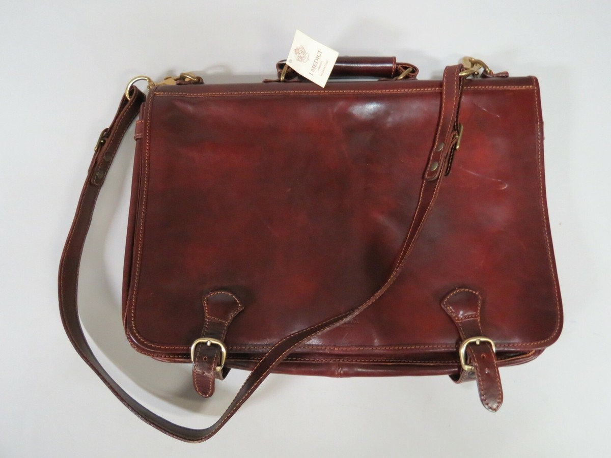 I Medici Firenzy LEATHER Vertical
Briefcase Messenger Bag Leather Messenger Bags for Men | Shop I Medici – I Medici  main image 3