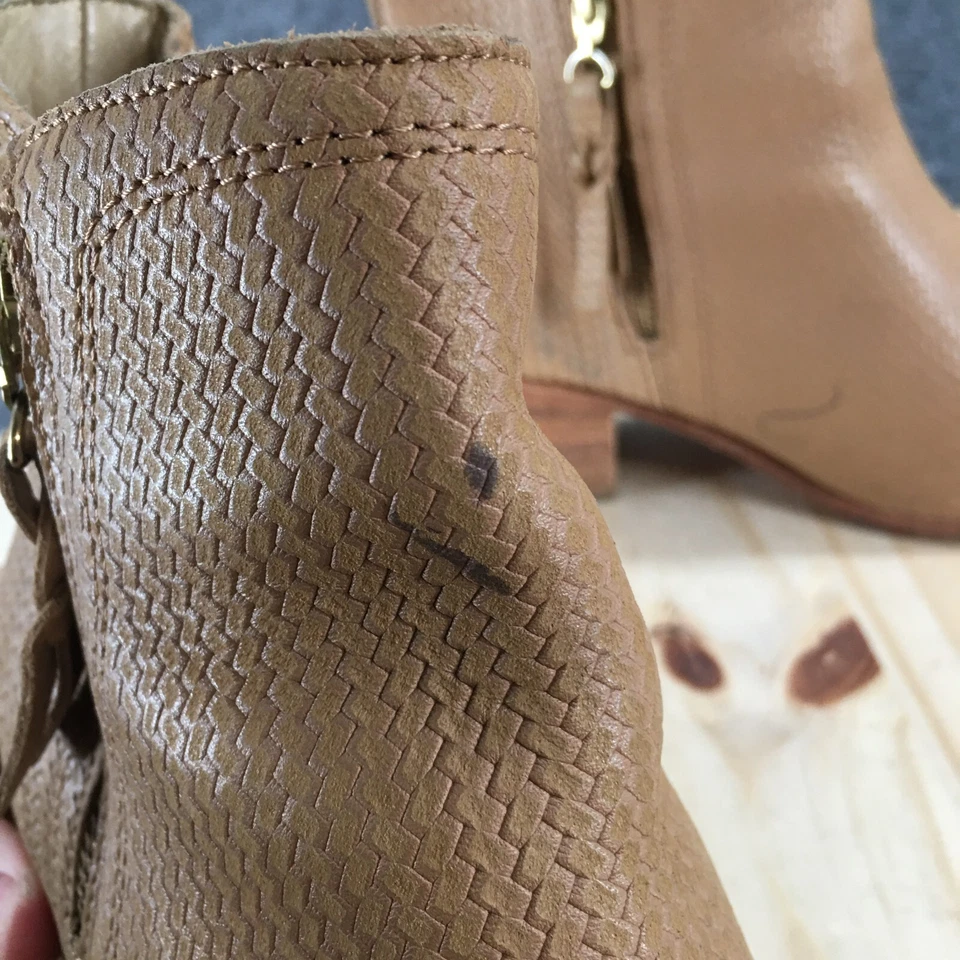 Wolverine Boots Womens 10 Ella Ankle Bootie Beige Leather Side Zip Block W40187 - Image 4 of 4