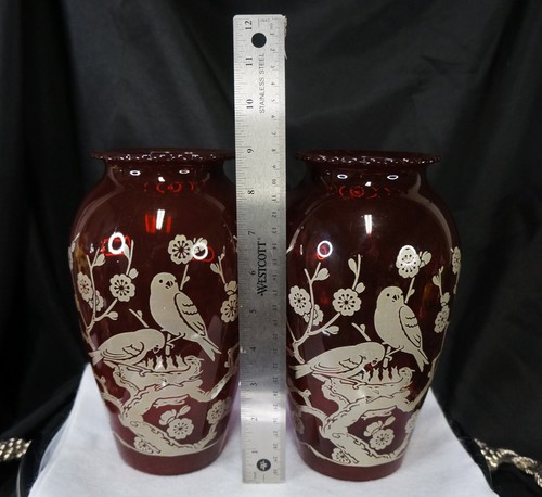 Vintage Pair of Vases Anchor Hocking Ruby Red Art Glass Birds and Blossoms - Picture 6 of 9