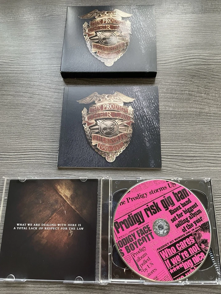 Cd The Prodigy THEIR LAW THE SINGLES 1990 - 2005 - Bild 2 von 4