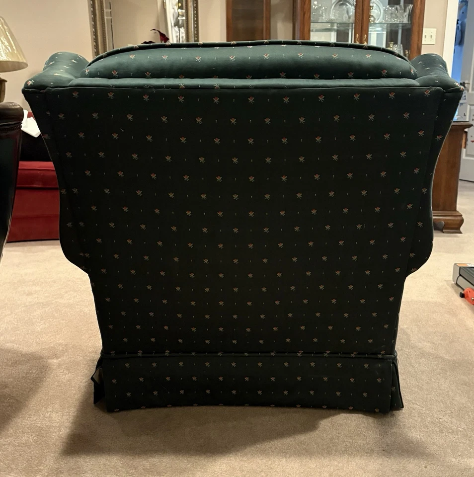 Sillón floral clásico tradicional Ethan Allen con respaldo de ala ~ vintage Foto 3 de 4