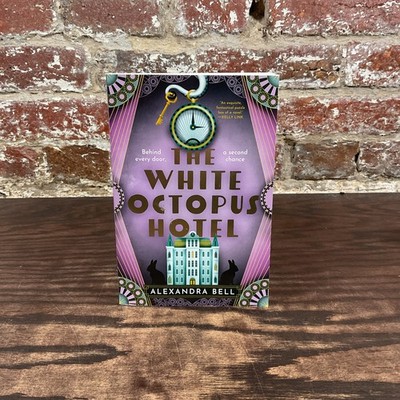 White Octopus Hotel By Bell, Alexandra