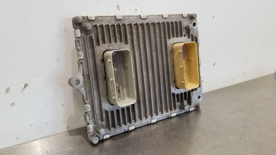 18 JEEP WRANGLER JL JLU ENGINE CONTROL MODULE ECM 68330909AA - Image 4 of 4