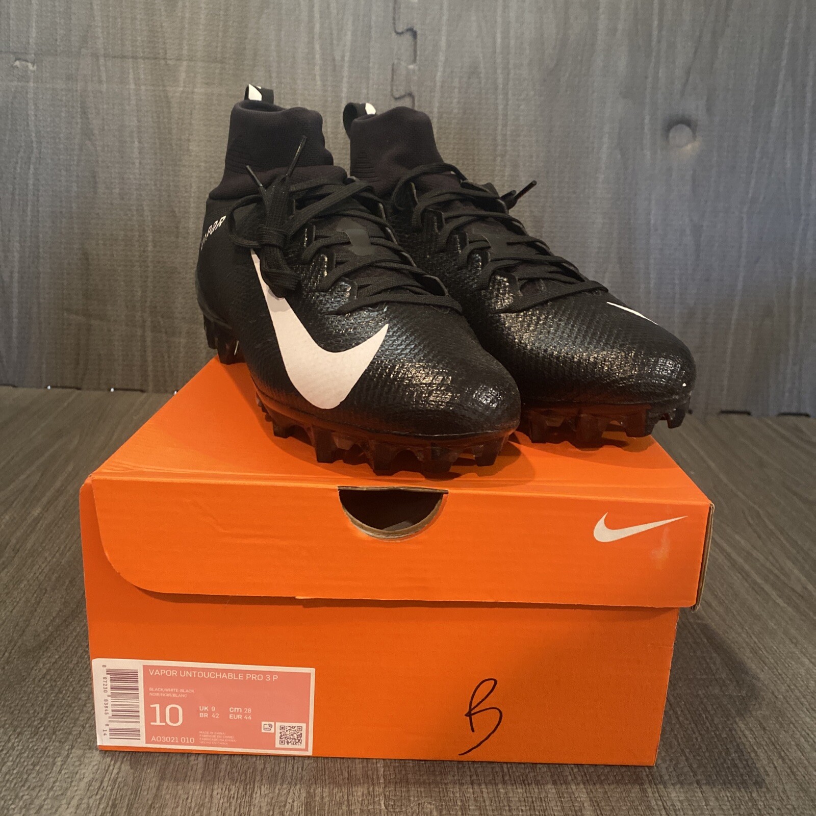 NIKE VAPOR UNTOUCHABLE PRO 3 P FOOTBALL CLEATS BLACK/WHITE NEW MENS