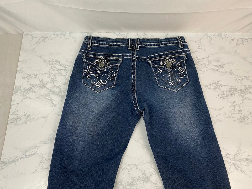 Pantalones de mezclilla V Cristina para mujer 6 azul oscuro adornados con joyas puntada gruesa I Foto 4 de 4