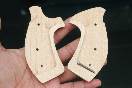 New Grip For S&W, K/L Round Butt 686 Revolver Grips padauk open back | Australia