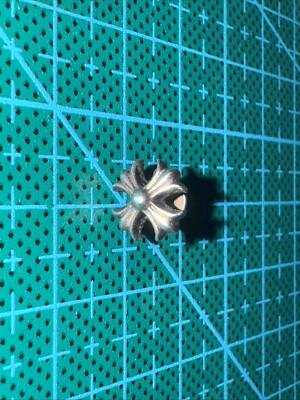 chrome heart earring
