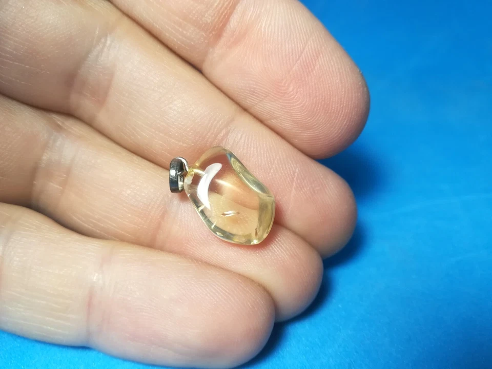 CIONDOLO A PIETRA TRASPARENTE BIGIOTTERIA DA COLLEZIONE - (169) - Immagine 2 di 3