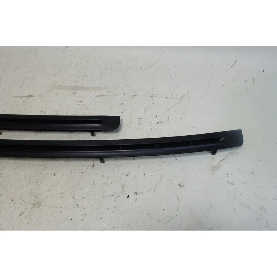 94-99 BMW E36 3-Series Factory Front Dash Windshield Defroster Vents Black OEM - Image 4 of 4