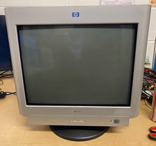 HP 7550 - 17" CRT PC Monitor - Works Well - Great Condition - Retro Gaming