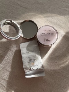 Dior Dream Skin Moist and Perfect Cushion 010 15g Nachfüllung mit 2 Cases