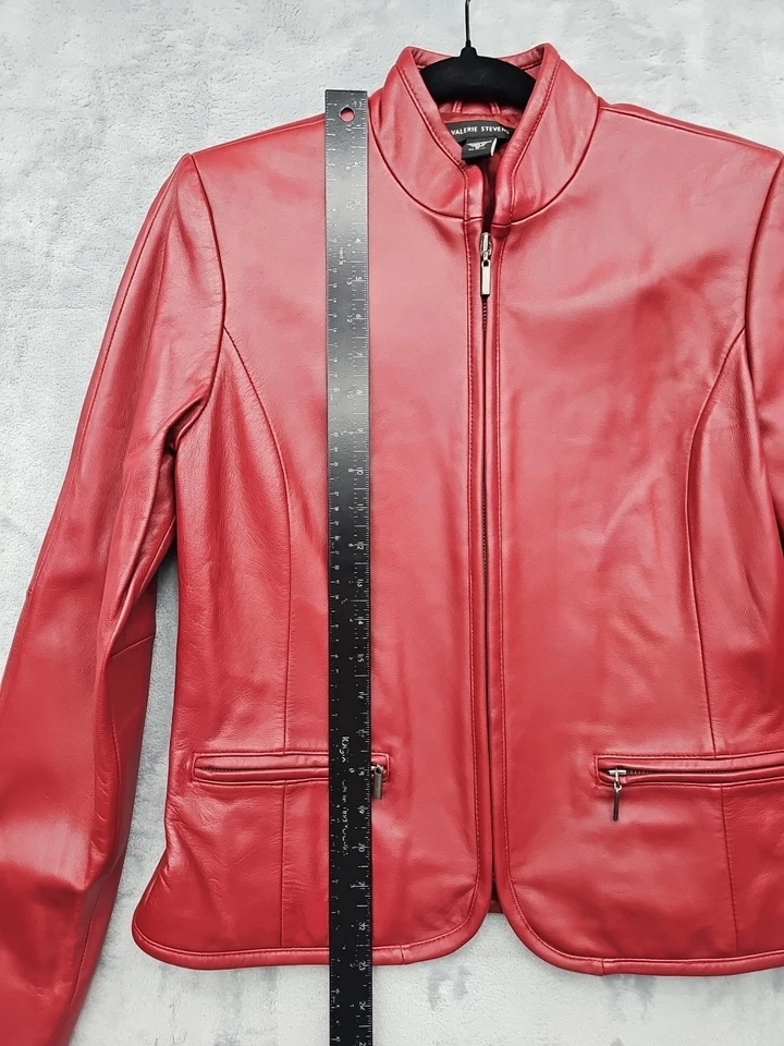 Chaqueta vintage con lema de cuero de cordero Valerie Stevens talla pequeña roja cremallera completa Foto 4 de 4