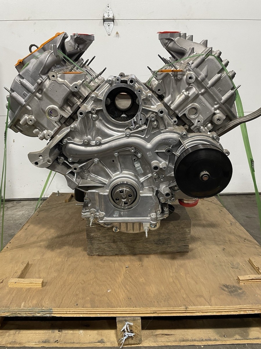 Genuine OEM 2024 Ford F650 F750 6.7L Long Block Engine Assembly