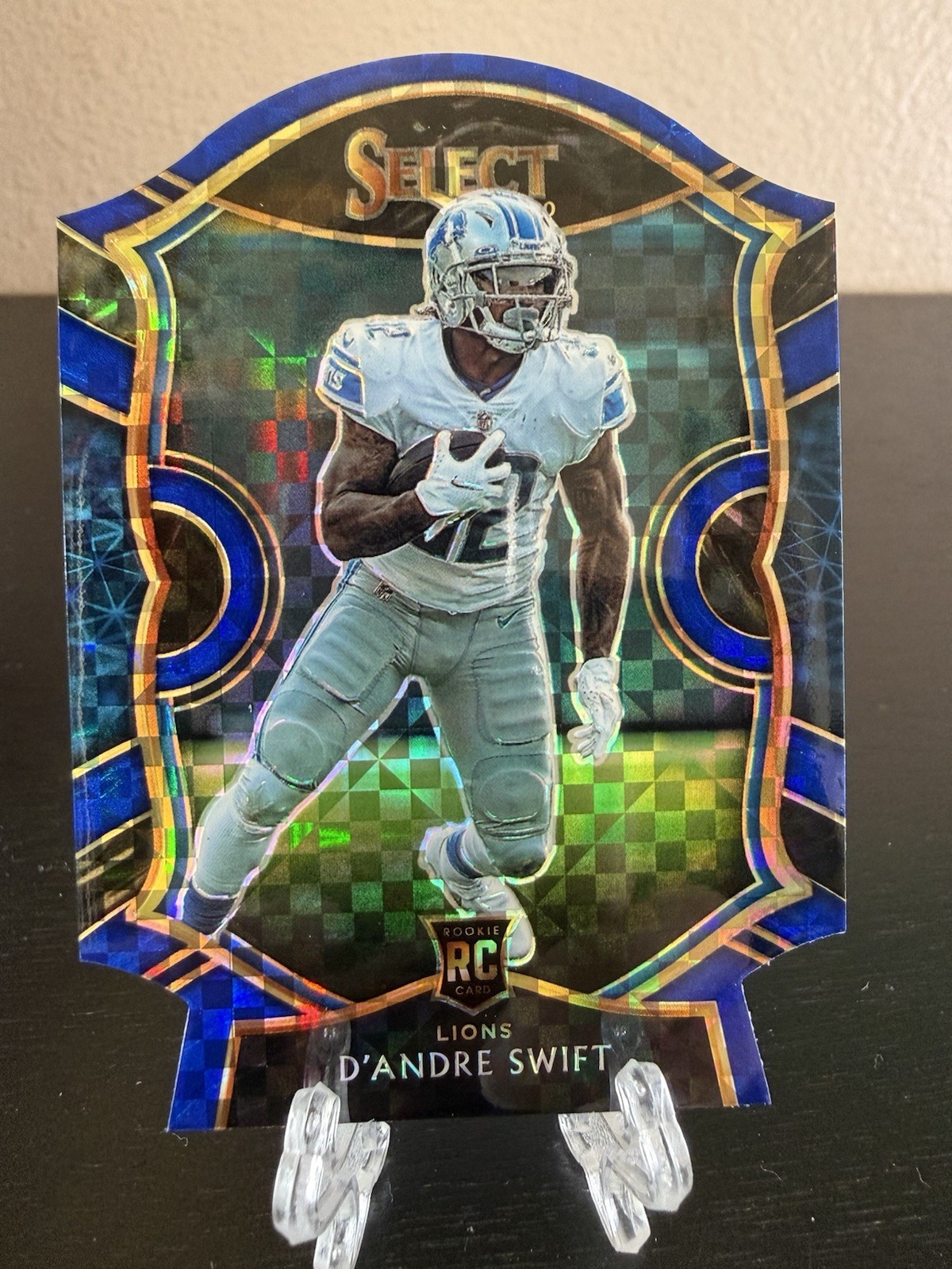 2020 Panini Select - Concourse D'Andre Swift #51 Blue Prizm Die-Cut (RC)