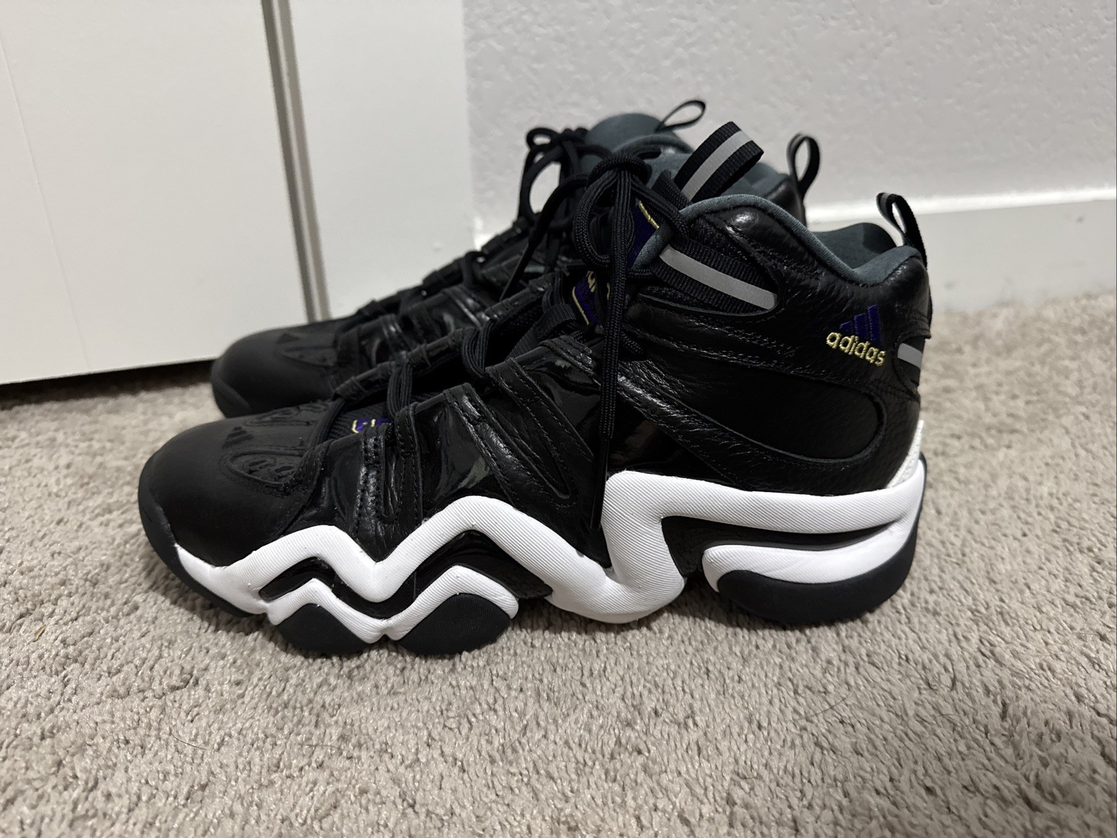 White/black/purple Sz 9.5