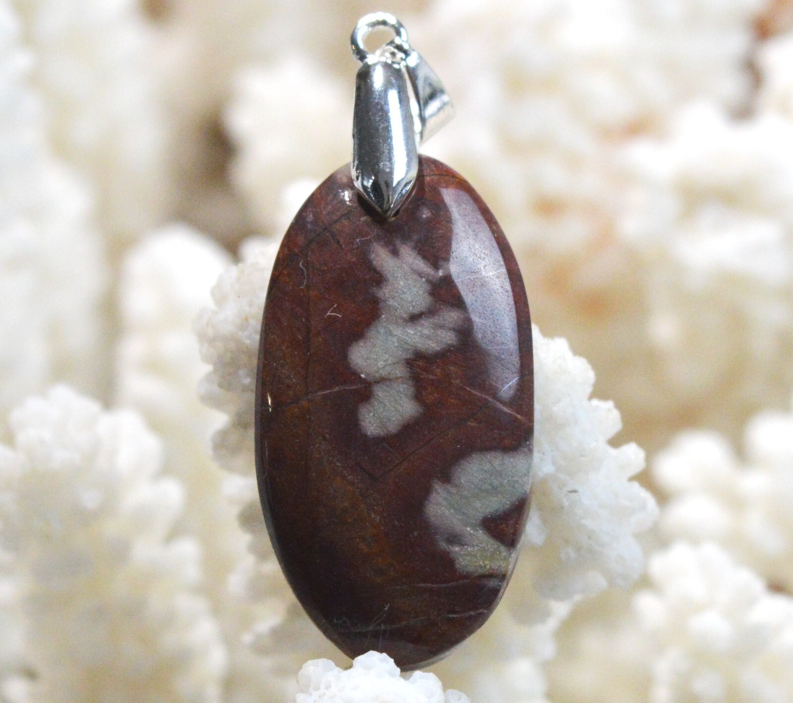 Pendentif jaspe noreena 32 carats en cabochon de pierre naturelle d'Australie