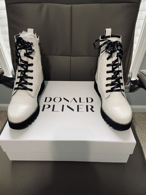 BNWB WOMEN'S DONALD PLINER EASE LACE-UP 