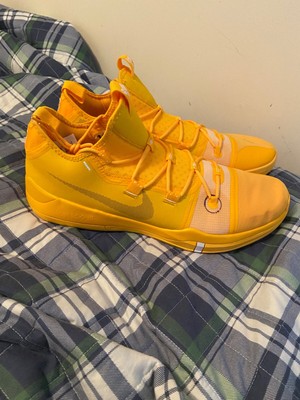 kobe exodus yellow